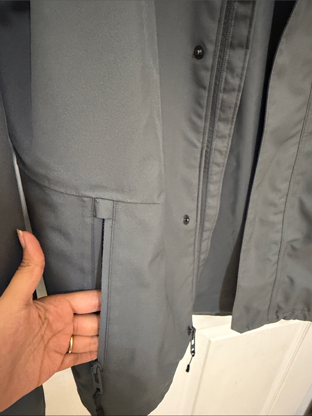 Under Armour Men's Hooded Rain Jacket in Slate Gray - Picture 4 of 7